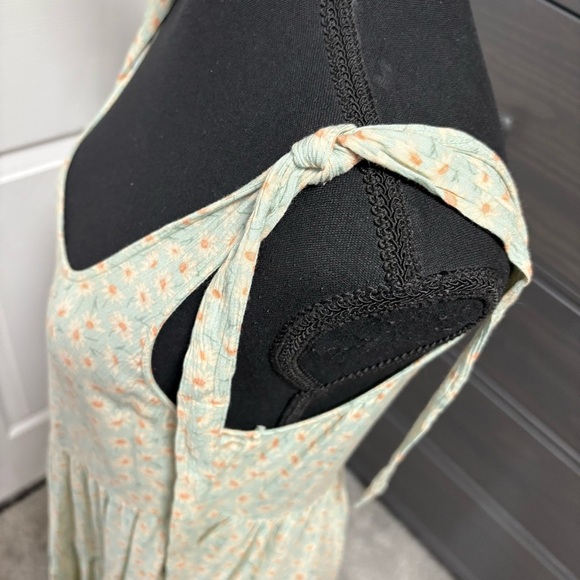 American Eagle Dress - Picture 5 of 8